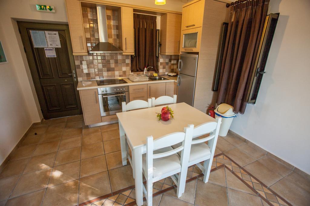 Stoúpa Kolokotronis Hotel & Spa מראה חיצוני תמונה
